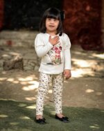 ست بلوز و شلوار دخترانه پاییزه با طرح گل سرخ - Image 2