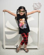 ست بلوز و شلوارک دخترانه با طرح السا و آنا - Image 4