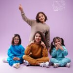 ست بلوز و شلوار ساده پاییزه دخترانه و پسرانه با طرح مداد رنگی (9 تا 11 سال)